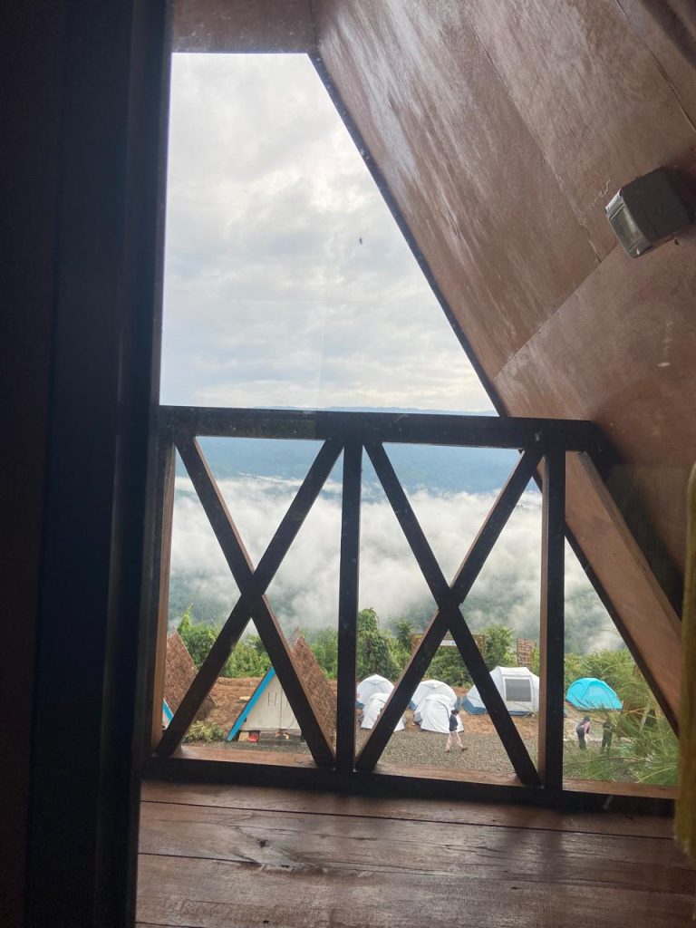 WhatsApp-Image-2026-03-09-at-10.53.18-1-768x1024 Dari Kebun Cengkeh Menuju Negeri di Atas Awan