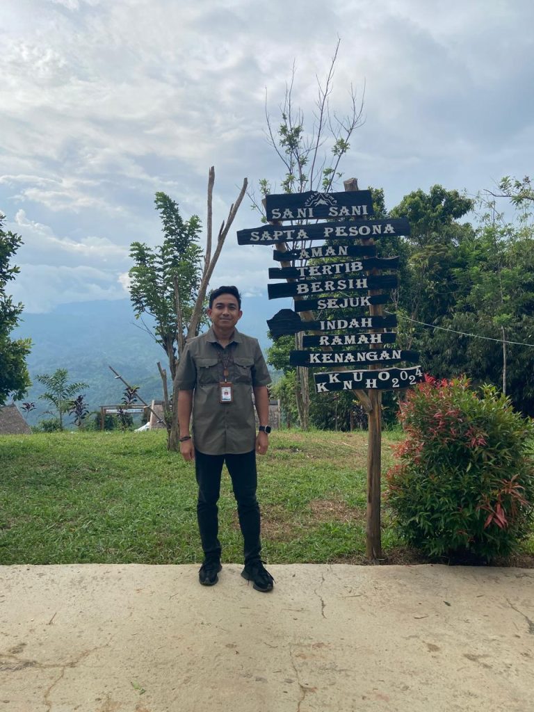 WhatsApp-Image-2026-03-09-at-10.53.18-768x1024 Dari Kebun Cengkeh Menuju Negeri di Atas Awan